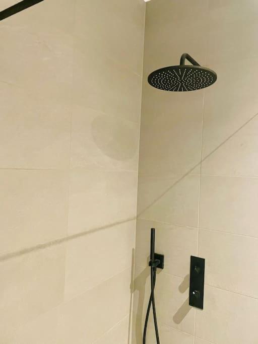 Appartement Large 1 Bedroom In Center Terrace & Parking-chiny1 *